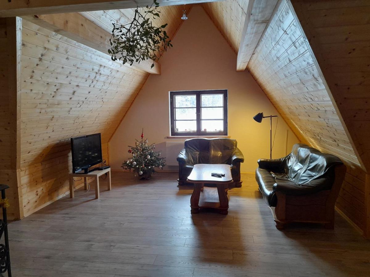 Chochlik Hotell Ustrzyki Dolne Eksteriør bilde